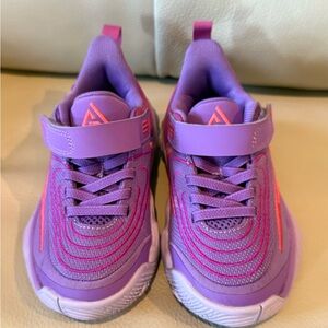 NIKE Giannas Immortality 4 Stretch  Lace Basketball Shoes